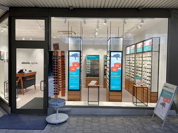 Das Bild zeigt den Eingang unserer Filiale in Speyer.